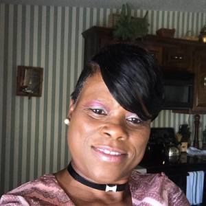 Meet your Posher, Deborah